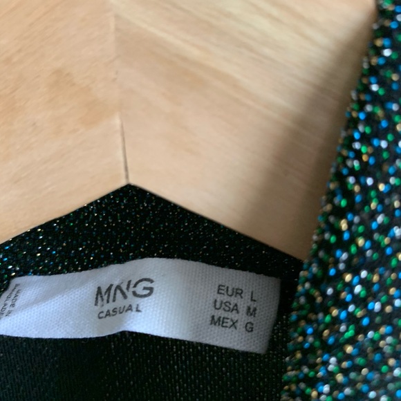 Mango - Picture 2 of 2